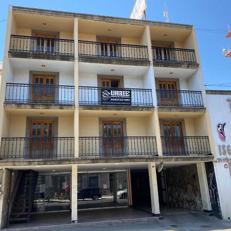Hotel Flamingos De Ciudad Guzman Exterior photo